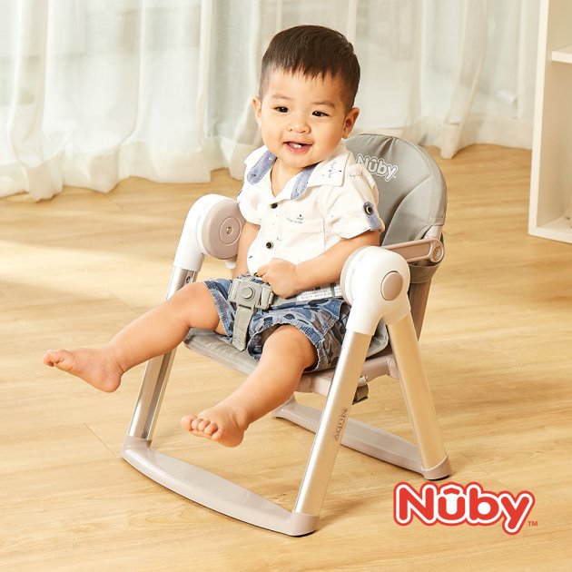 NUBY可攜兩用兒童餐椅 2